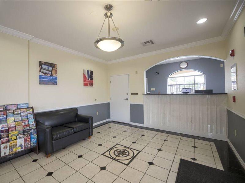 Motel 6 Tyler Bagian luar foto