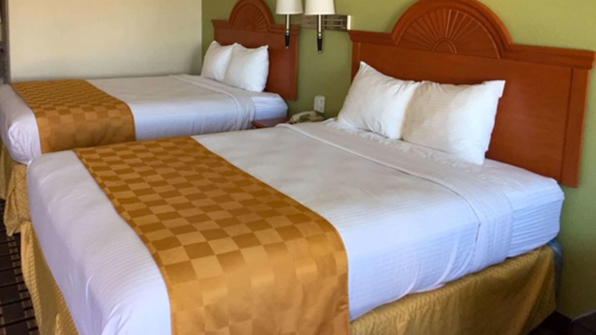 Motel 6 Tyler Bagian luar foto