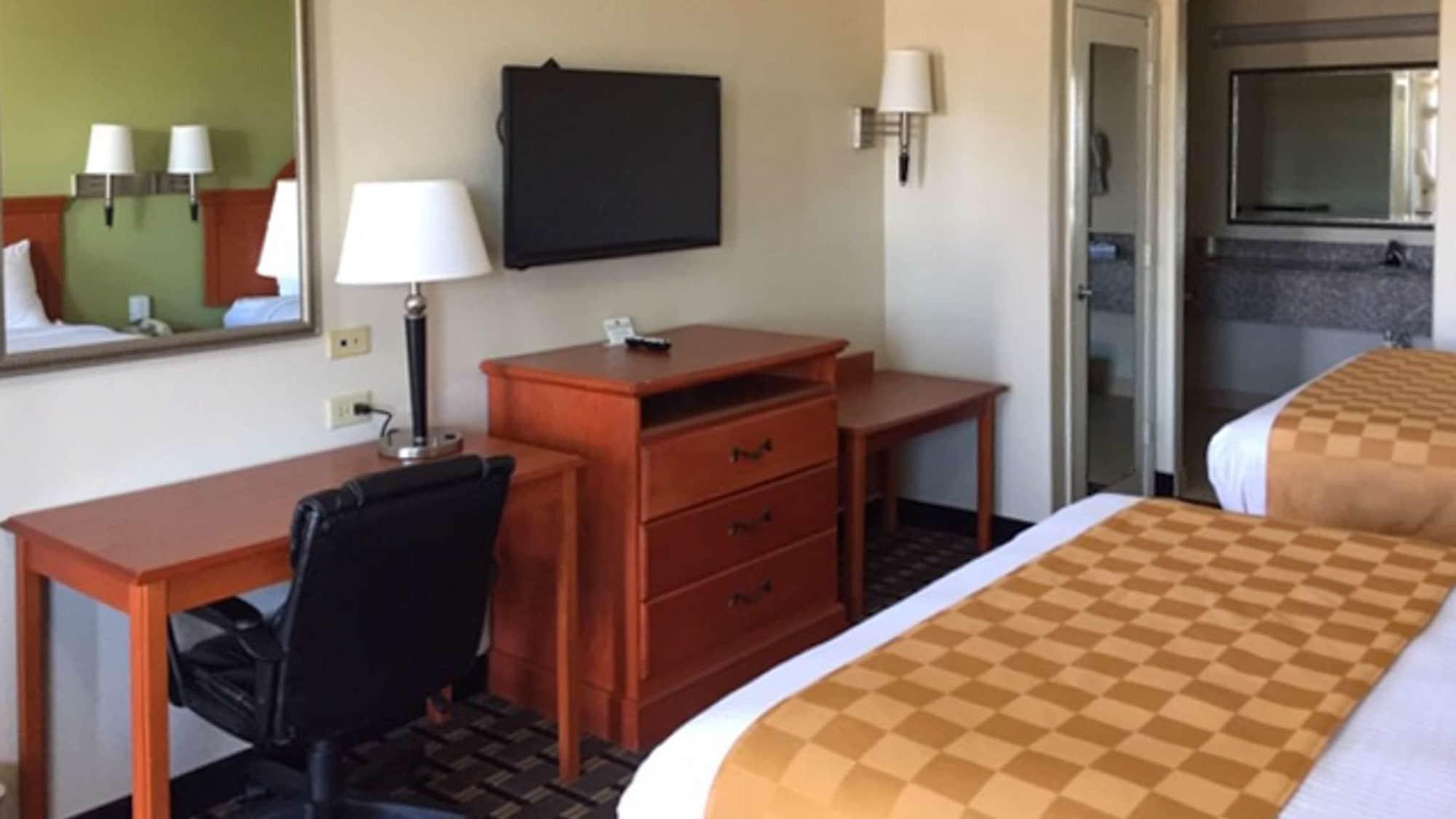 Motel 6 Tyler Bagian luar foto