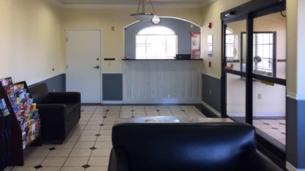 Motel 6 Tyler Bagian luar foto