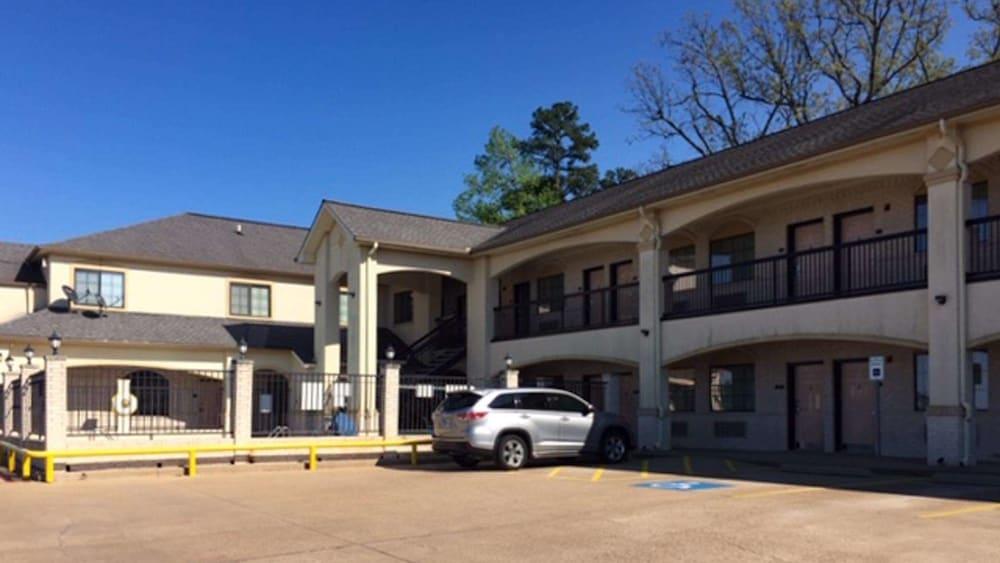Motel 6 Tyler Bagian luar foto