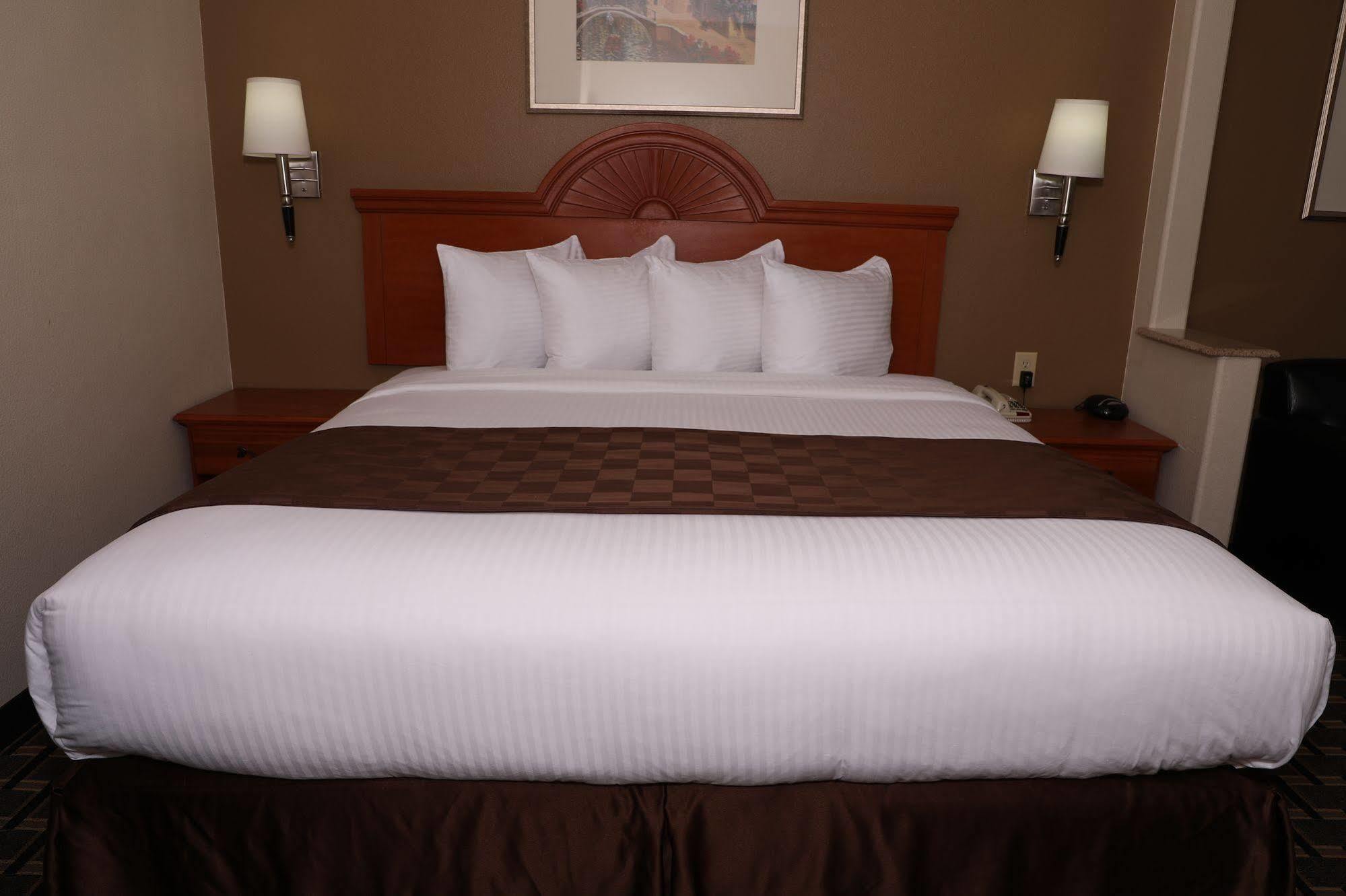 Motel 6 Tyler Bagian luar foto