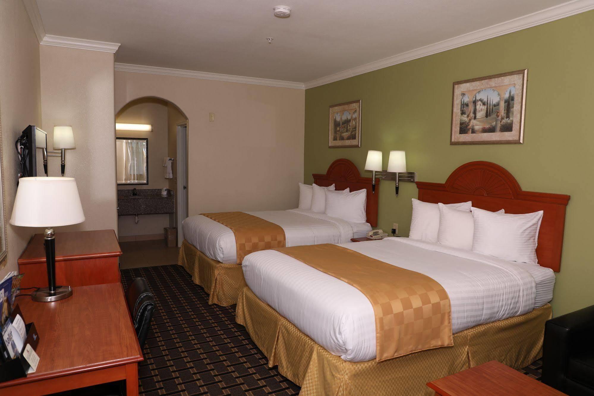 Motel 6 Tyler Bagian luar foto